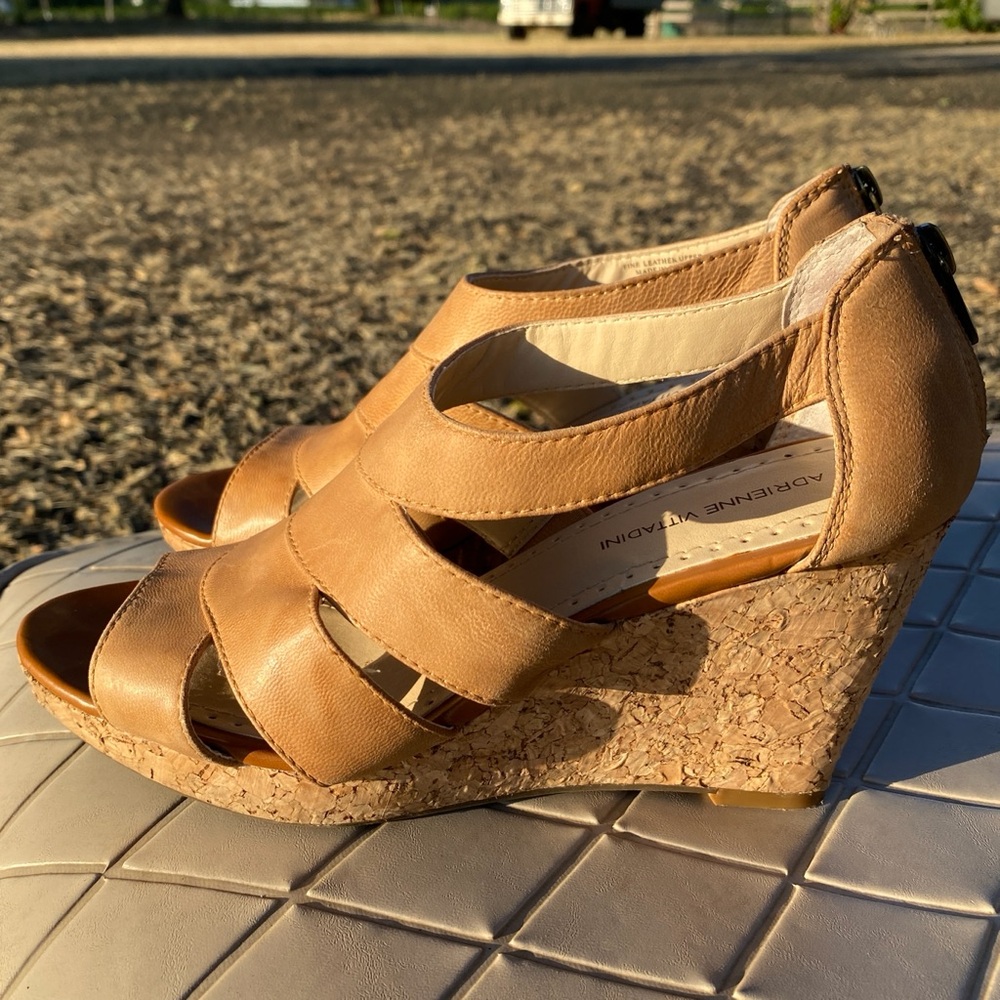 Adrienne Vittadini Tan Cork Wedge Summer Sandals - 7.5